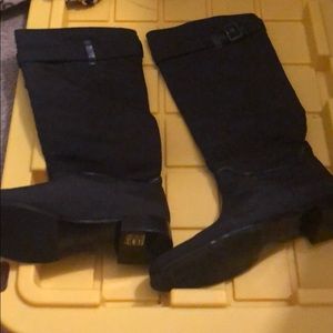 Burberry boots